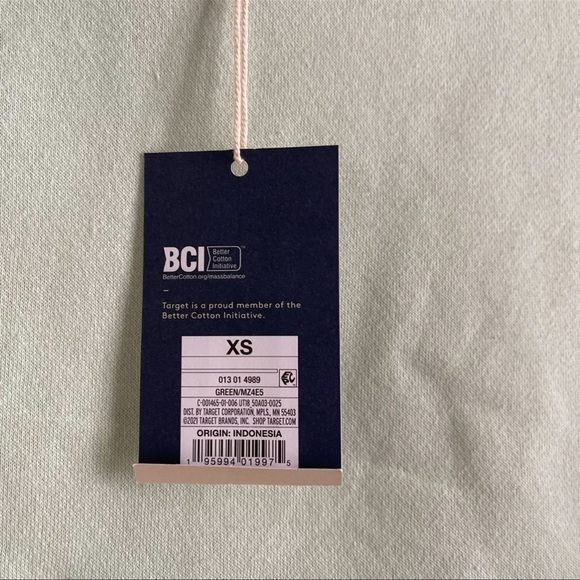 Universal Thread | NWT Mint Green Cropped Sweatshirt - Picture 3 of 5